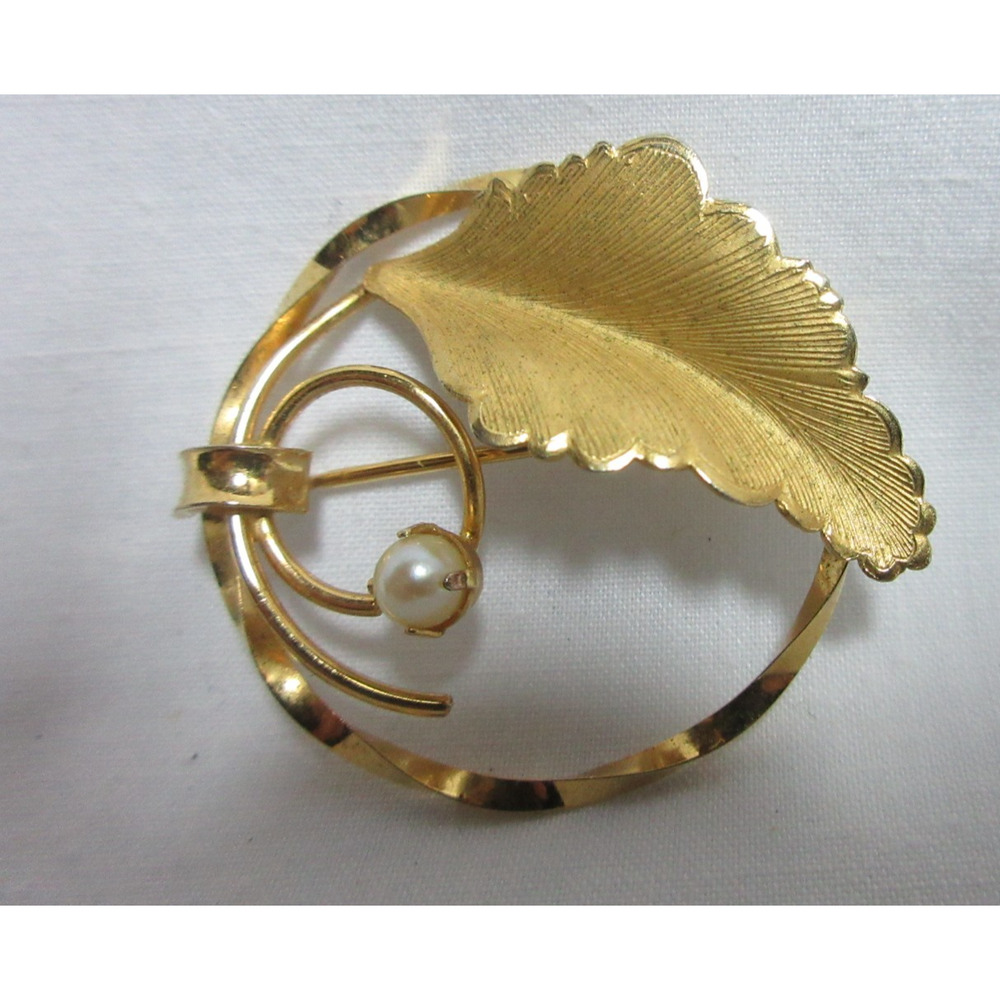 Vintage Signed C.R. Co. 12k Gold Filled Faux Pearl Leaf Pin Brooch